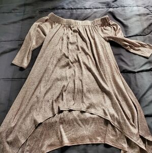 women large tan with shimmer top, asymmetrical hem